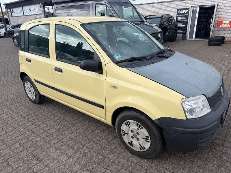 Gebraucht Fiat Panda Active 54 PS (39 kW) 2010 Gelb Kleinwagen