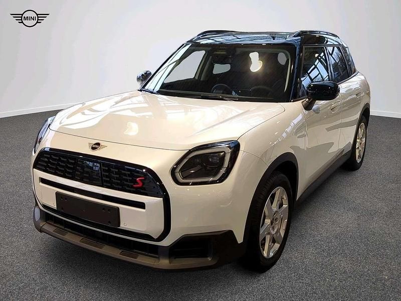 Weiß Gebraucht 2024 Mini Countryman Classic SUV | 41.299 € (Fairer Preis) - Bild 1/4