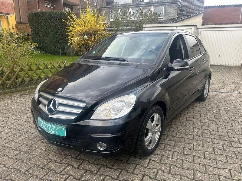 Gebraucht Mercedes B160 95 PS (69 kW) 2010 Schwarz Van / Kleinbus
