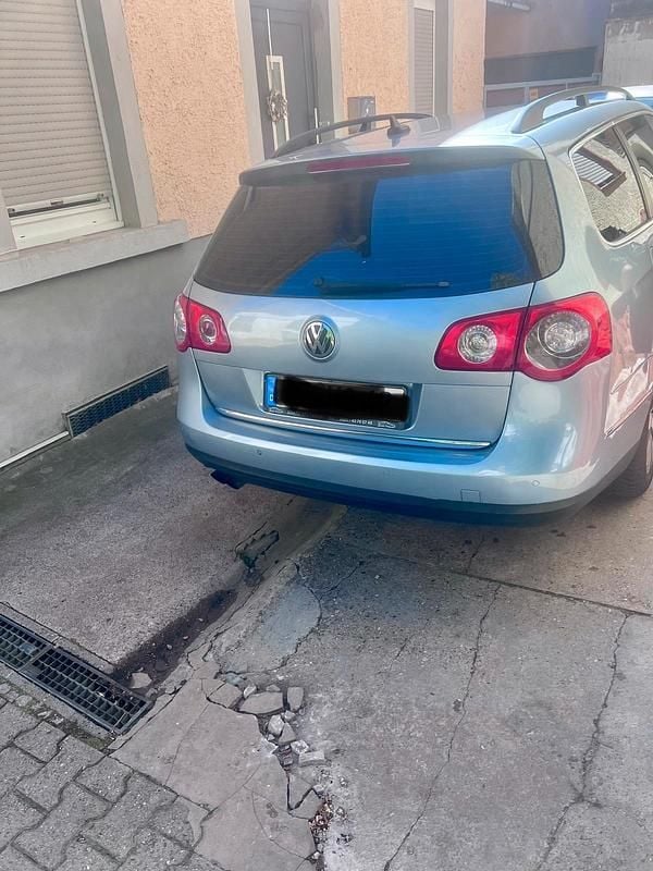 Gebraucht VW Passat 170 PS (125 kW) 2007 Blau Kombi