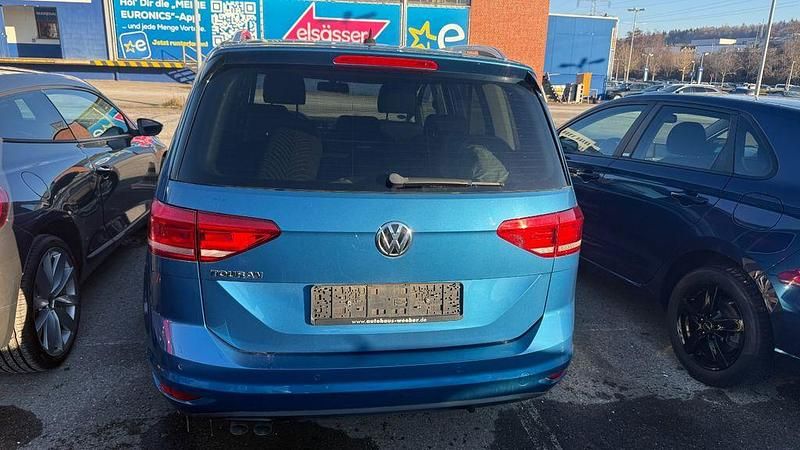 Gebraucht VW Touran Highline 150 PS (110 kW) 2016 Blau Van / Kleinbus