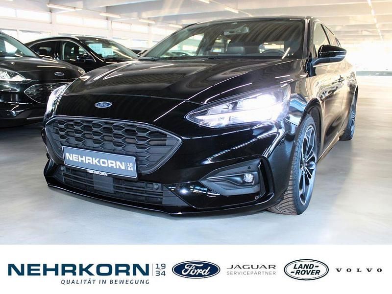 Schwarz Gebraucht 2019 Ford Focus ST-Line Limousine | 17.850 € (Etwas zu teuer) - Bild 1/4