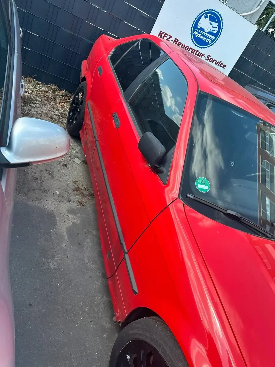 Gebraucht BMW 316 102 PS (75 kW) 1990 Rot Limousine