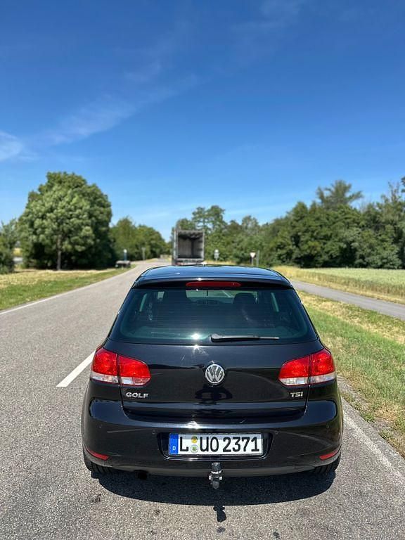 Gebraucht VW Golf VII Style 105 PS (77 kW) 2012 Schwarz Limousine