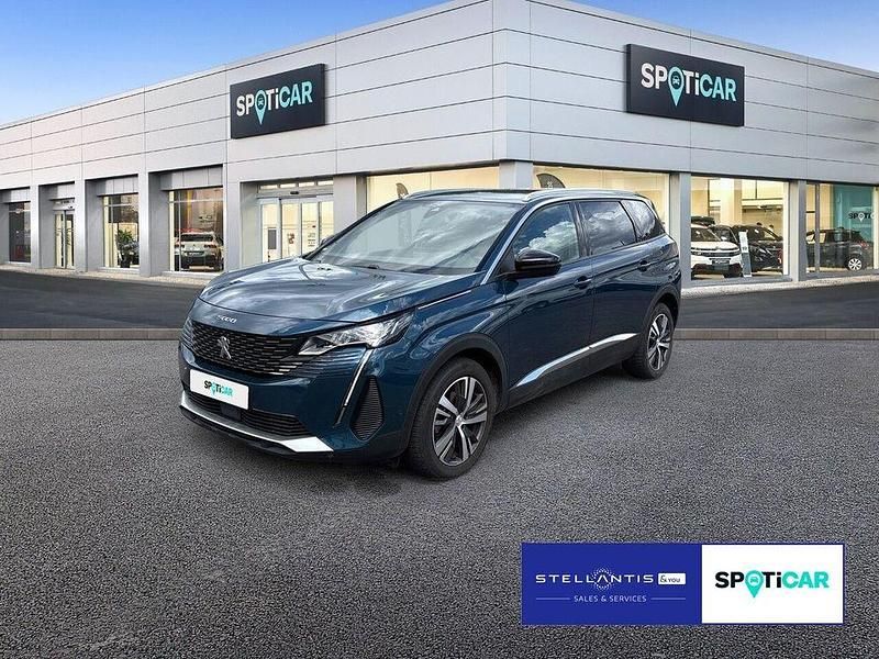 Blau Gebraucht 2023 Peugeot 5008 Allure Van / Kleinbus | 26.480 € (Superpreis) - Bild 1/4