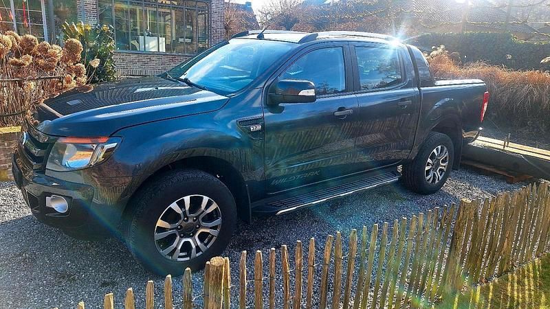 Gebraucht Ford Ranger Wildtrack 200 PS (147 kW) 2015 Grau Pickup