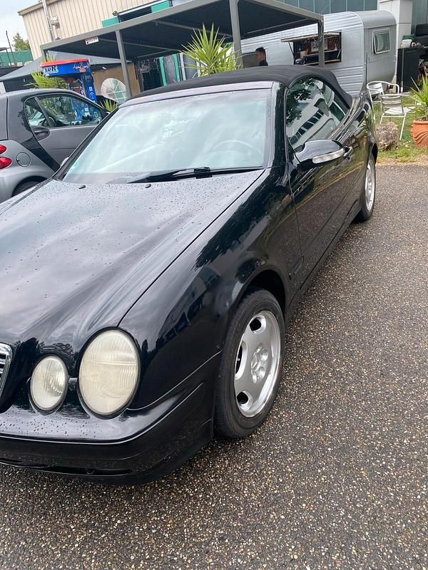 Gebraucht Mercedes CLK200 2002 Schwarz Cabrio