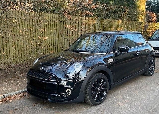 Gebraucht Mini Cooper S 192 PS (141 kW) 2020 Schwarz Kleinwagen