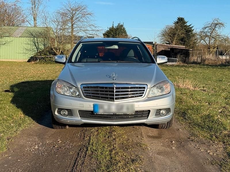 Gebraucht Mercedes C320 Elegance 224 PS (164 kW) 2008 Silber Kombi