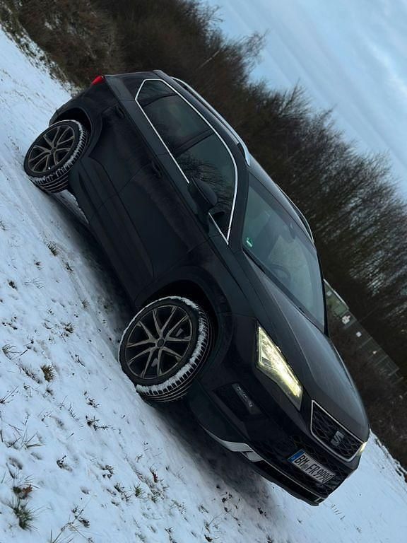 Braun Gebraucht 2018 Seat Ateca 4Drive SUV | 20.999 € (Fairer Preis) - Bild 1/4