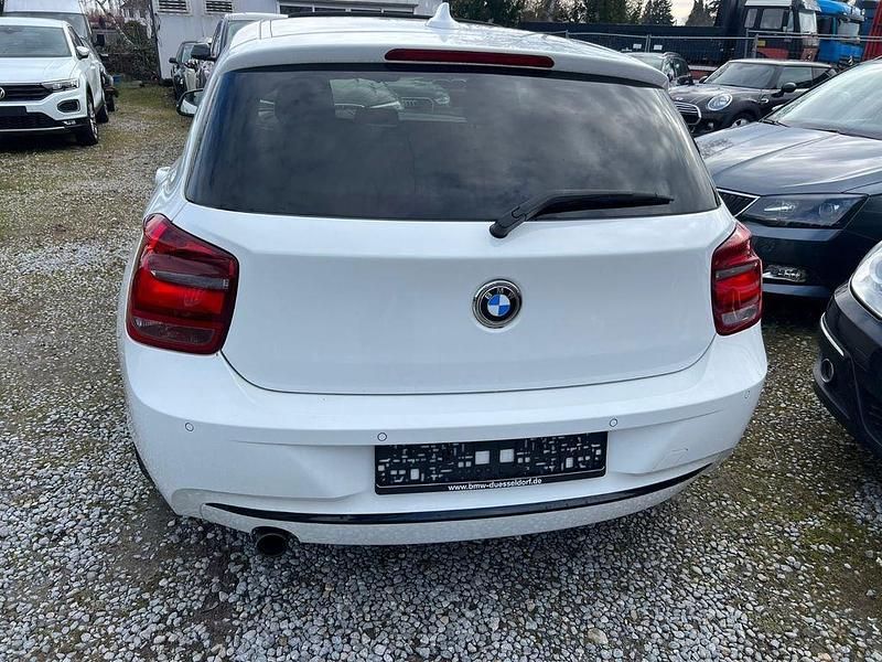 Gebraucht BMW 120 Sport Line 184 PS (135 kW) 2014 Weiß Kleinwagen