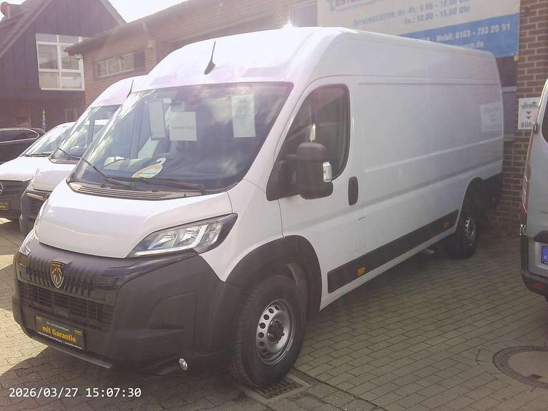 Gebraucht Peugeot Boxer 140 PS (102 kW) 2024 Lackierung weiss icy/typ Van