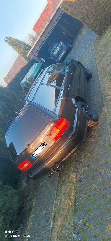 Gebraucht VW Passat 90 PS (66 kW) 1996 Schwarz Limousine