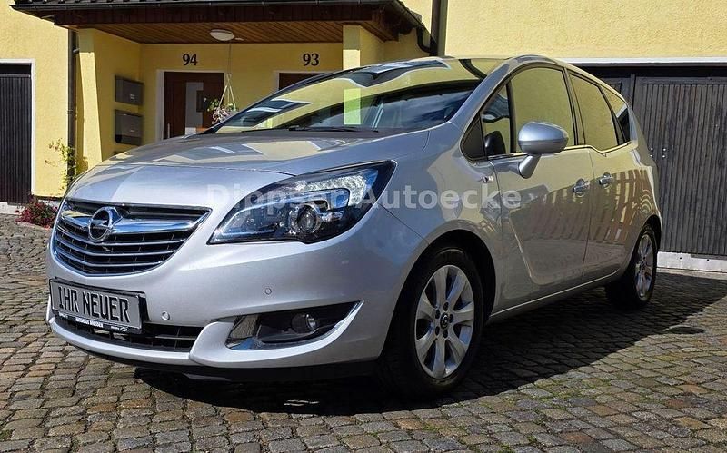 Silber Gebraucht 2016 Opel Meriva Innovation Van / Kleinbus | 8.300 € (Fairer Preis) - Bild 1/4