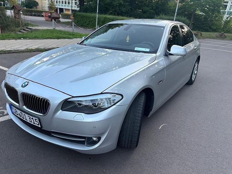 Gebraucht BMW 528 258 PS (189 kW) 2011 Limousine
