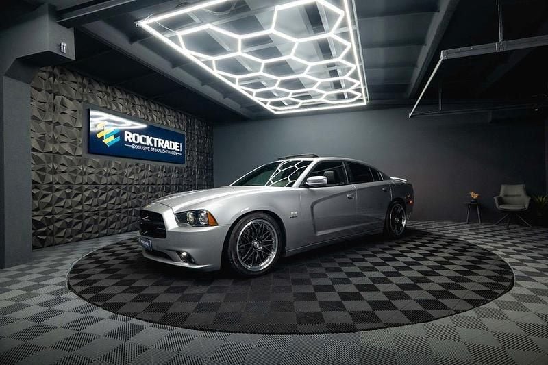Grau Gebraucht 2014 Dodge Charger Limousine | 18.990 € (Guter Preis) - Bild 1/4