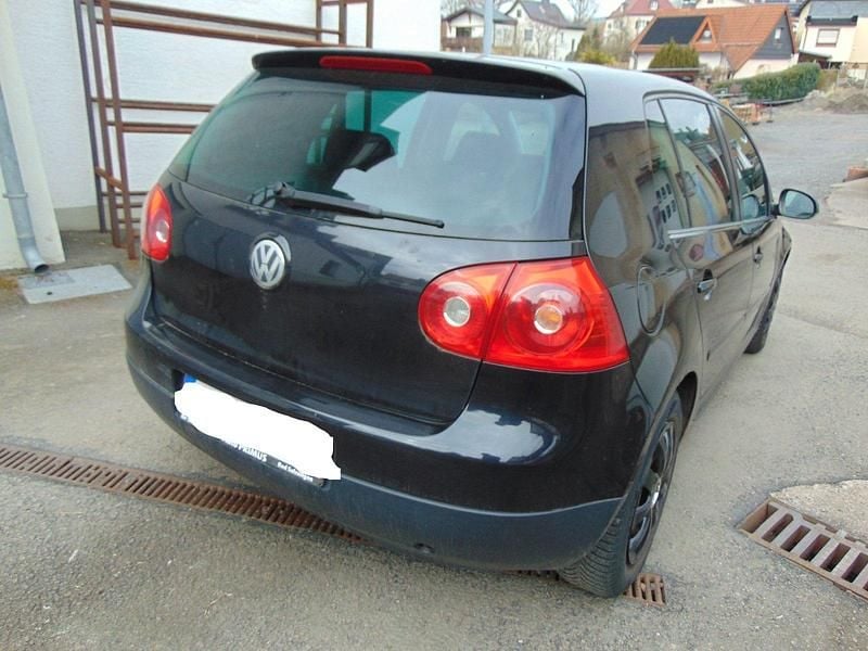Gebraucht VW Golf IV 102 PS (75 kW) 2005 Schwarz Kleinwagen