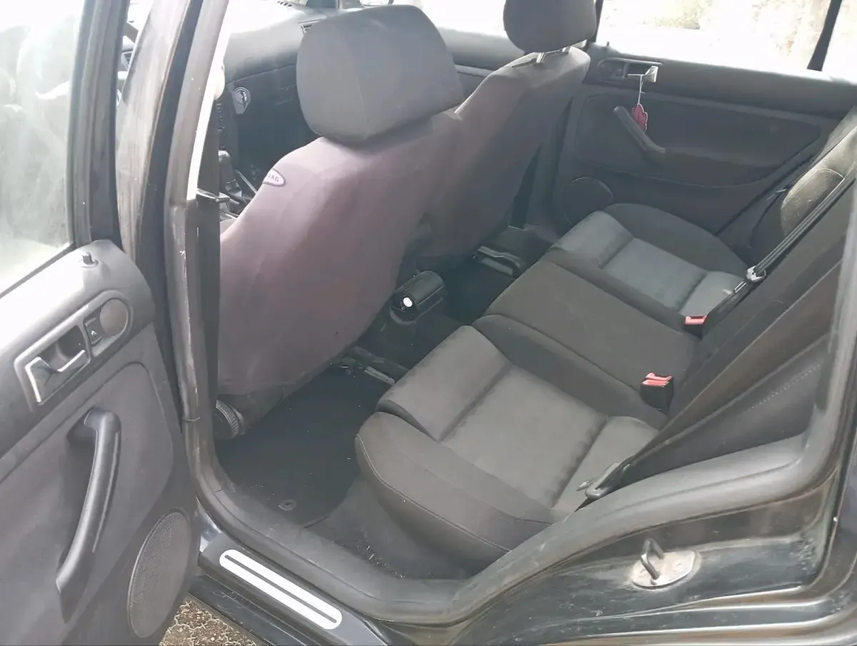 Gebraucht VW Golf IV 101 PS (74 kW) 2006 Schwarz Kombi