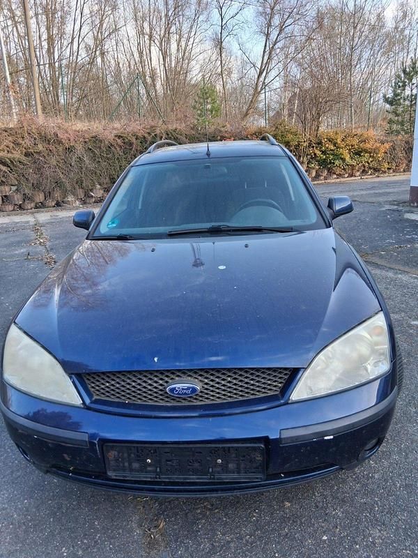 Gebraucht Ford Mondeo Ghia 125 PS (91 kW) 2003 Blau Kombi