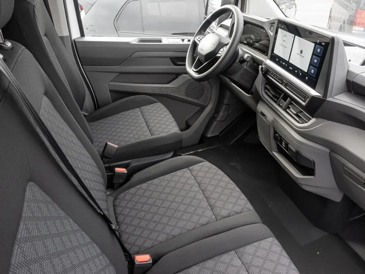 Gebraucht VW T7 100 kW (136 PS) 2025 Van