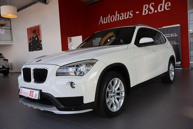Weiß Gebraucht 2015 BMW X1 Advantage SUV | 10.880 € (Guter Preis) - Bild 1/4