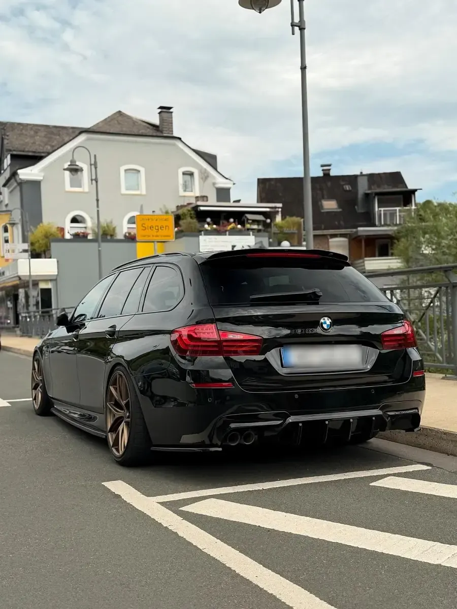Gebraucht BMW 530 258 PS (189 kW) 2016 Schwarz Kombi