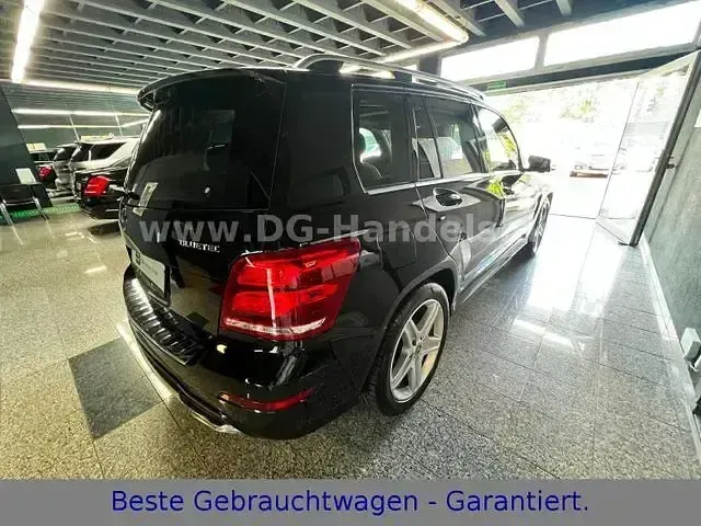 Gebraucht Mercedes GLK250 AMG line 204 PS (150 kW) 2015 Schwarz SUV