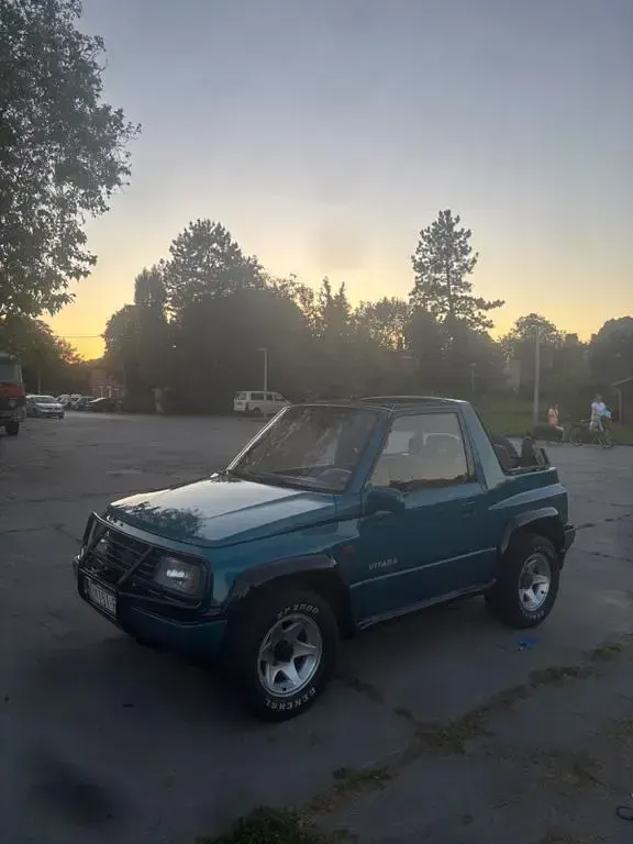 Gebraucht Suzuki Vitara 97 PS (71 kW) 1990 Schwarz Cabrio