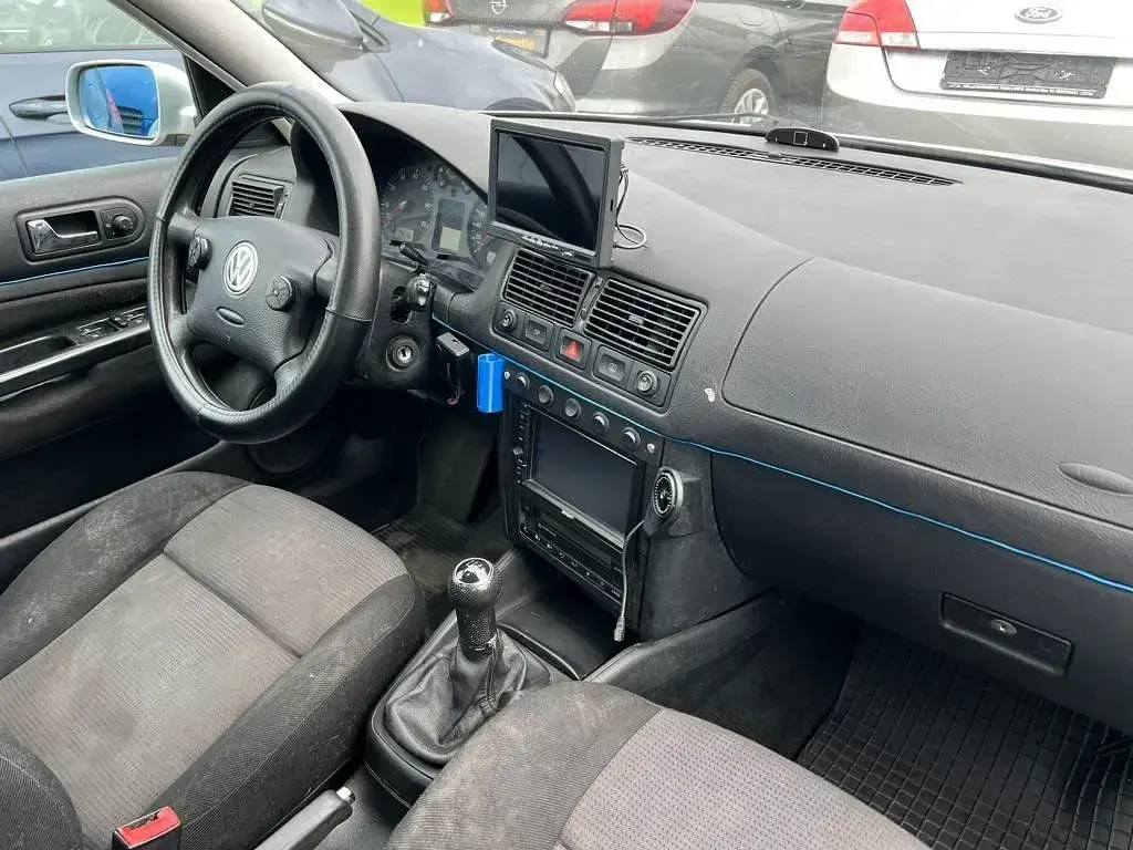 Gebraucht VW Golf IV Edition 105 PS (77 kW) 2001 Silber Limousine