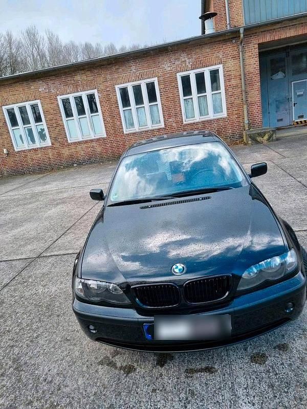 Gebraucht BMW 320 170 PS (125 kW) 2002 Schwarz Limousine