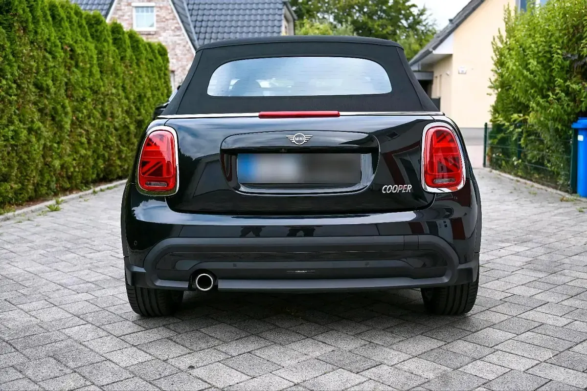 Gebraucht Mini Cooper Cabriolet 136 PS (100 kW) 2023 Schwarz Cabrio