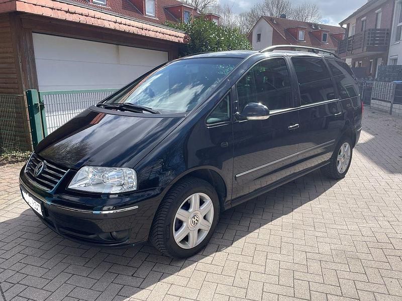 Gebraucht VW Sharan Highline 116 PS (85 kW) 2008 Schwarz Van / Kleinbus