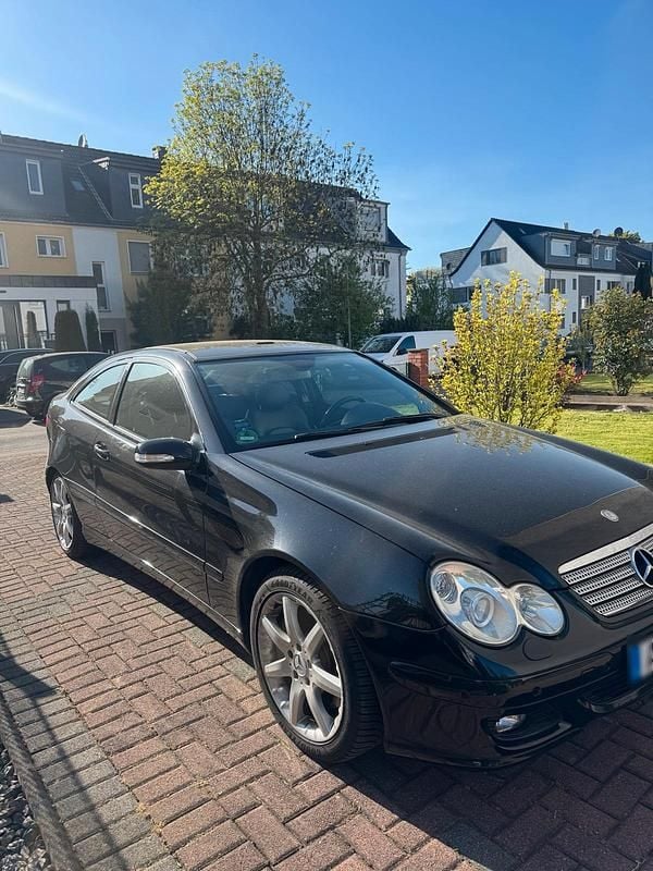 Gebraucht Mercedes CLC350 272 PS (200 kW) 2006 Schwarz Kleinwagen