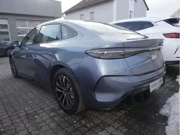 Neu BYD Seal Comfort 169 kW (231 PS) 2026 Grau Limousine