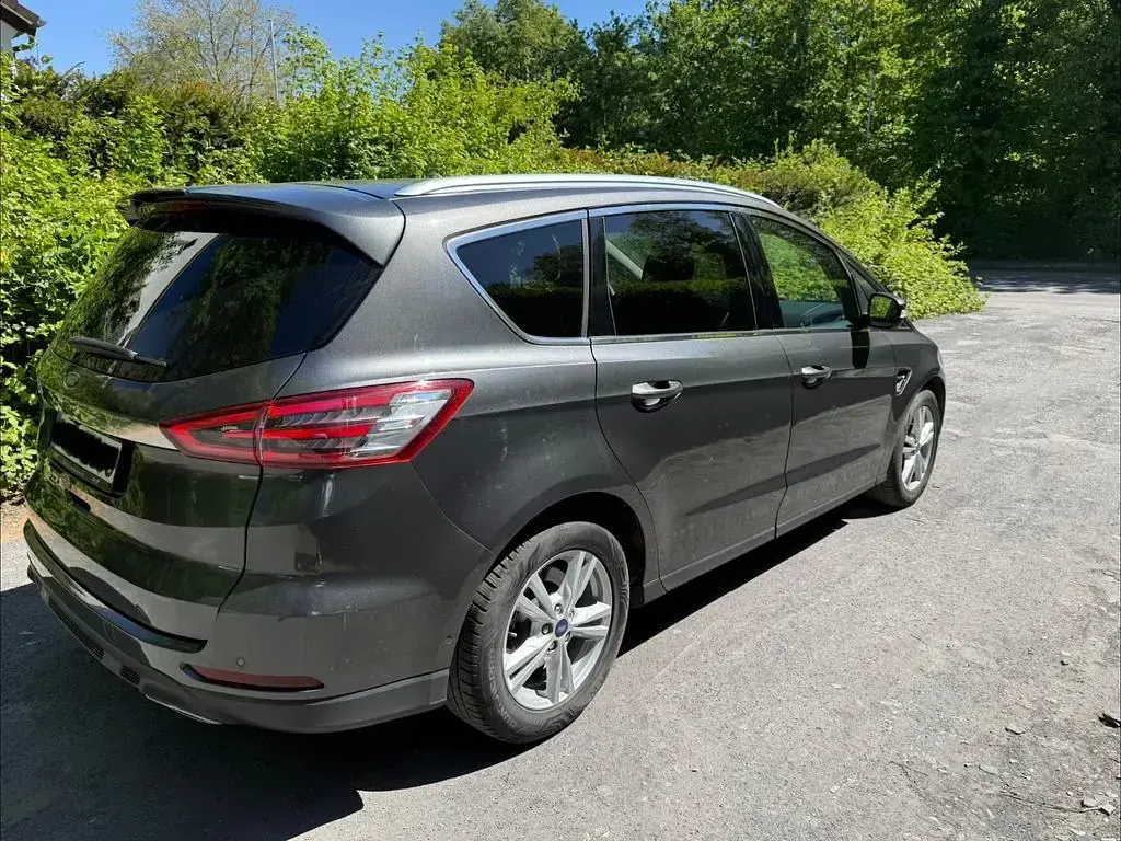 Occasion Ford S-MAX Titanium 190 ch (139 kW) 2018 Gris Monospace