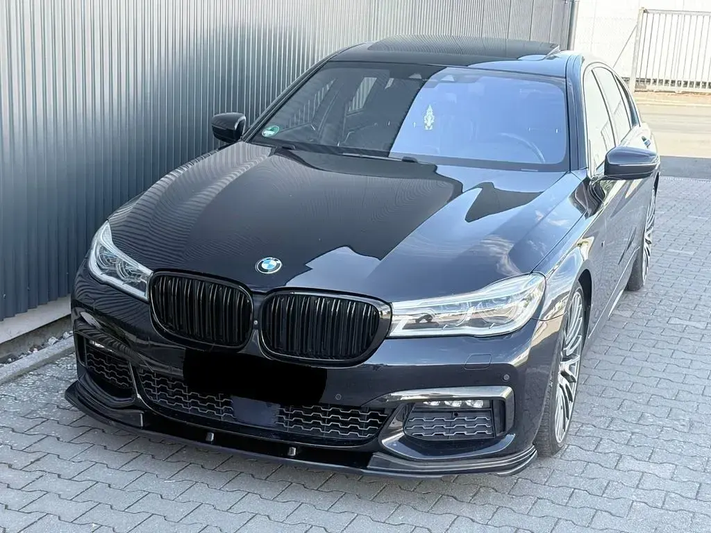 Gebraucht BMW 750 M Sport 449 PS (330 kW) 2017 Schwarz Limousine