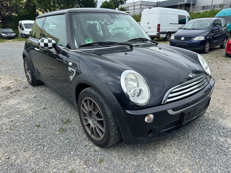 Schwarz Gebraucht 2005 Mini ONE Kleinwagen | 4.490 € (Etwas zu teuer) - Bild 1/4
