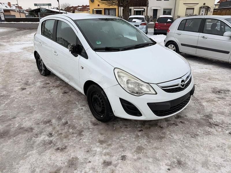 Weiß Gebraucht 2012 Opel Corsa Edition Kleinwagen | 1.899 € (Superpreis) - Bild 1/4