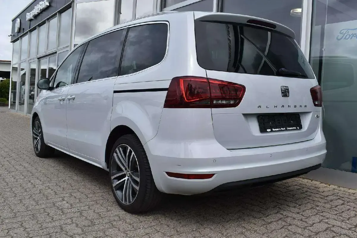 Gebraucht Seat Alhambra FR-Line 150 PS (110 kW) 2017 Weiß Van / Kleinbus