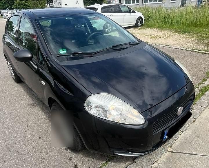Schwarz Gebraucht 2012 Fiat Grande Punto Kleinwagen | 1.300 € (Superpreis) - Bild 1/4