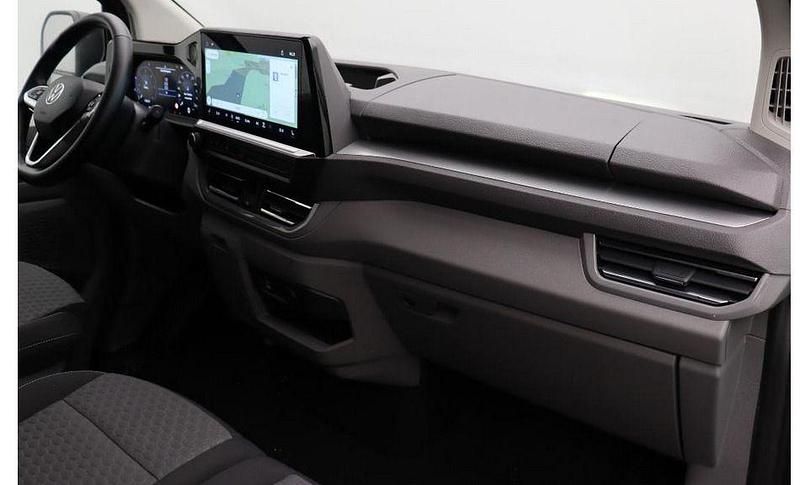Gebraucht VW T7 Style 150 PS (110 kW) 2025 Schwarz Van