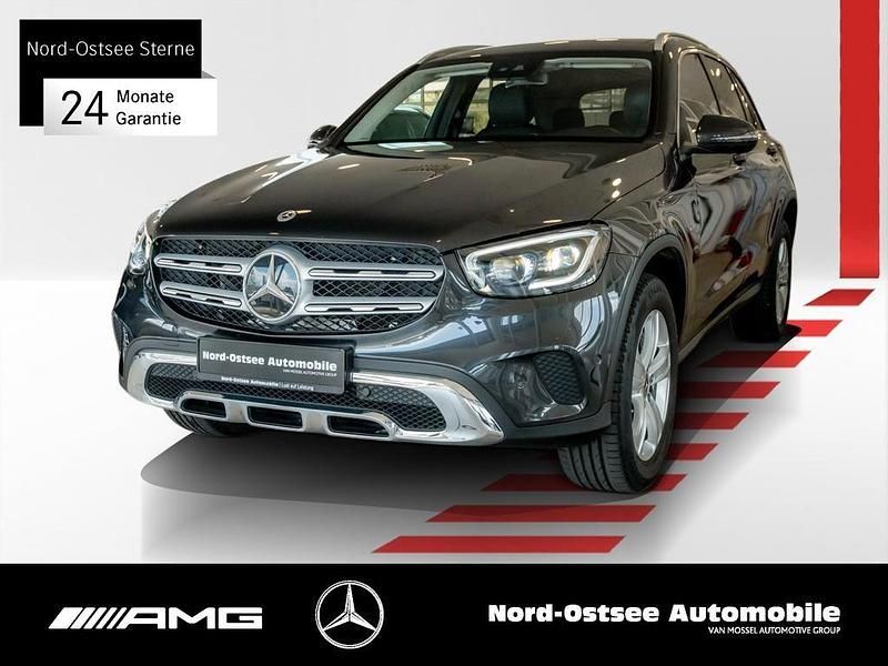 Metalliclack graphitgrau Gebraucht 2021 Mercedes GLC300e SUV | 38.990 € (Fairer Preis) - Bild 1/4