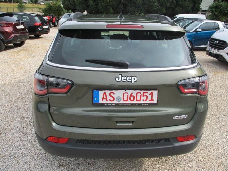 Gebraucht Jeep Compass Longitude 140 PS (102 kW) 2019 Grün SUV