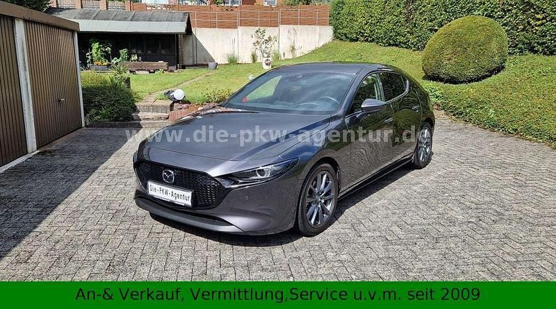 Grau Gebraucht 2021 Mazda 3 Selection Limousine | 20.750 € (Fairer Preis) - Bild 1/4