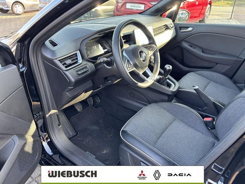 Gebraucht Renault Clio V Intens 91 PS (66 kW) 2022 Blackpearlschwarz Kleinwagen