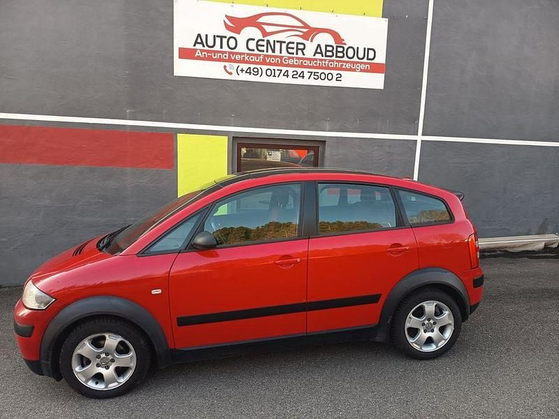 Second-hand Audi A2 110 CP (80 kW) 2004 Roșu Hatchback