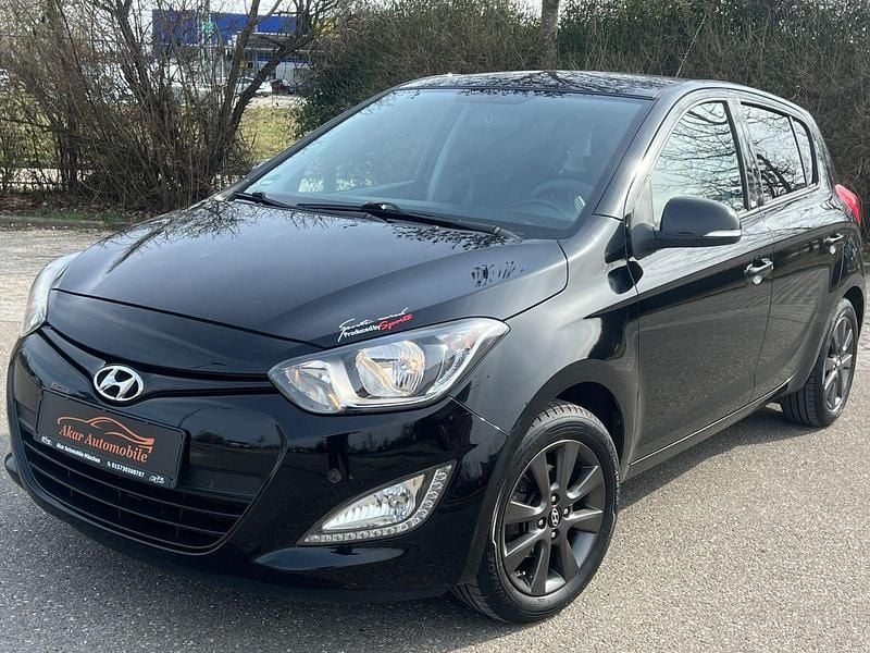 Gebraucht Hyundai i20 GO! 86 PS (63 kW) 2014 Schwarz Kleinwagen