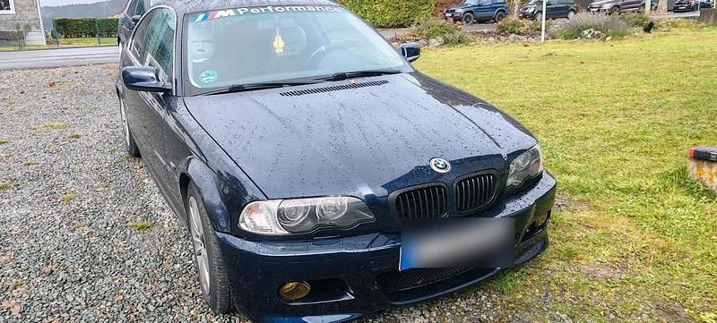 Blau Gebraucht 2001 BMW 320 M Sport Coupé | 2.950 € (Superpreis) - Bild 1/4