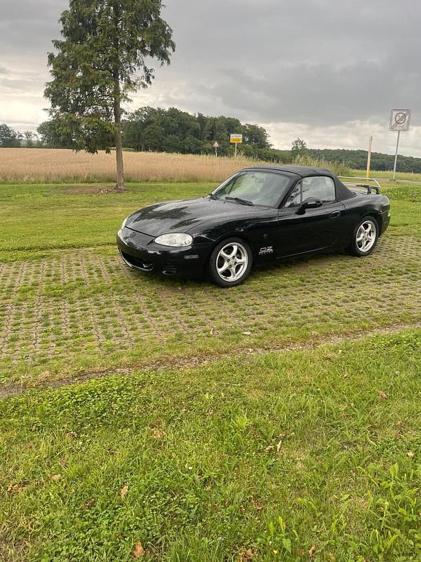 Schwarz Gebraucht 2002 Mazda MX5 Cabrio | 2.000 € (Superpreis) - Bild 1/4