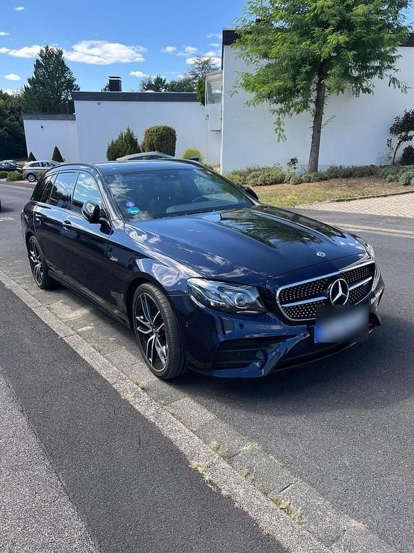 Blau Gebraucht 2018 Mercedes E53 AMG AMG Kombi | 37.999 € (Fairer Preis) - Bild 1/4